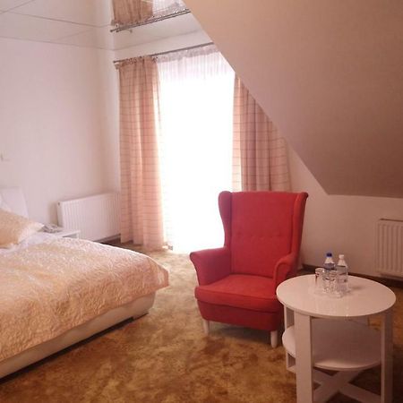 Hotel Milord Pułtusk Εξωτερικό φωτογραφία