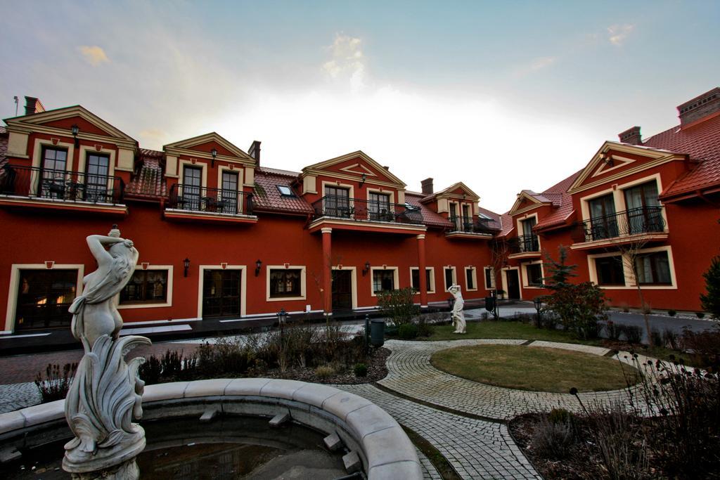 Hotel Milord Pułtusk Εξωτερικό φωτογραφία